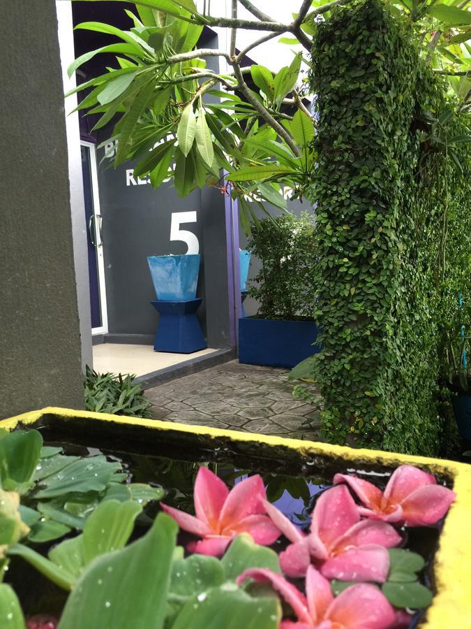 Buorana Hostel Chonburi Exterior photo