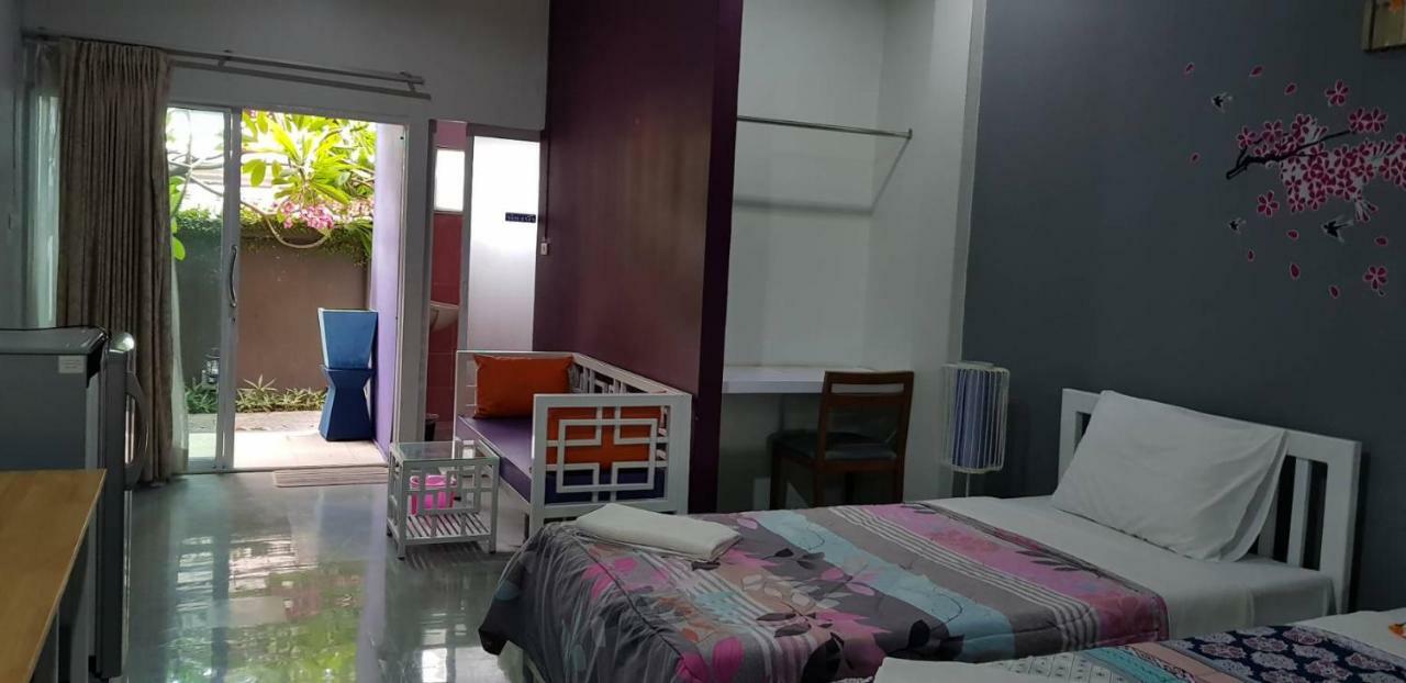 Buorana Hostel Chonburi Exterior photo